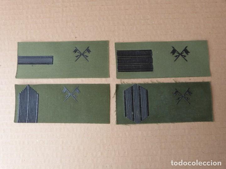 Military Antiques: 4 PARCHES GRADUACION CABALLERIA PARCHE GALLETA DE PECHO