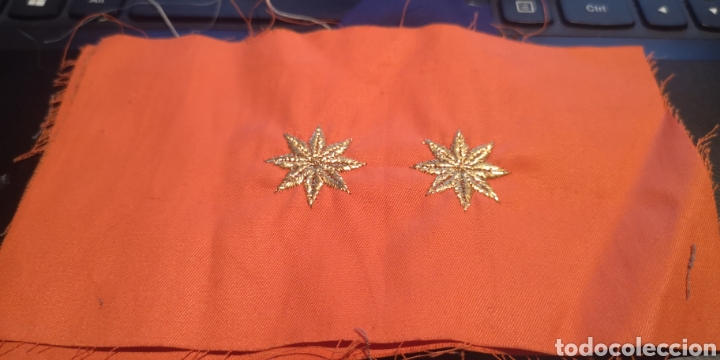Militaria: Estrellas bordadas - Foto 1