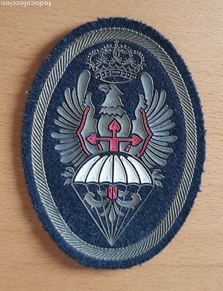 Militaria: Distintivo para brazo de la Brigada Paracaidista BRIPAC