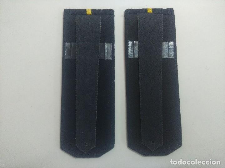 Militaria: HOMBRERAS EJERCITO ESPA&Ntilde;OL. - Foto 2