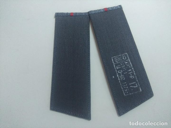 Militaria: HOMBRERAS EJERCITO ESPA&Ntilde;OL. - Foto 2