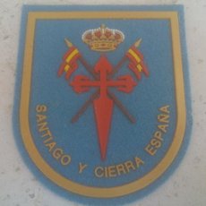 Militaria: PARCHE CABALLERIA SANTIAGO Y CIERRA ESPAÑA. Lote 253177385