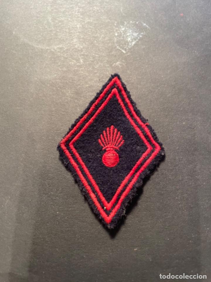 Militaria: ANTIGUA DISTINTIVO EMBLEMA MILITAR TELA ARTILLERIA - 7X5 CM.