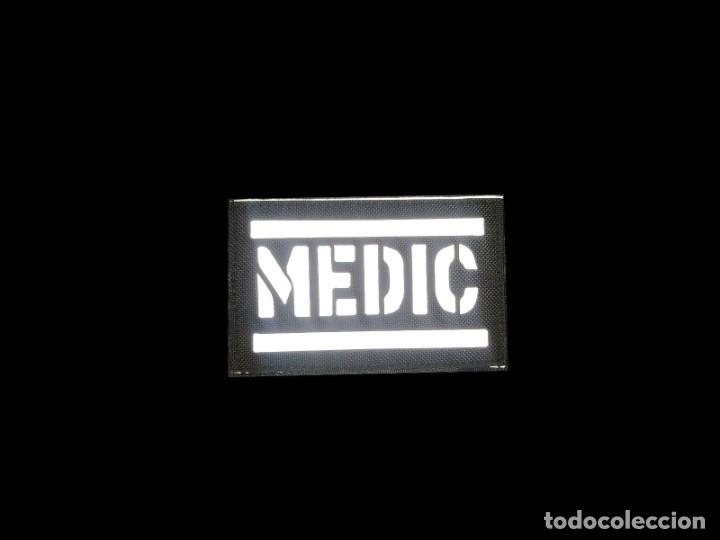 Militaria: Parches Hook and Loop reflectantes-Palabra Medic - rectangular - 8x5cm Black - Foto 2
