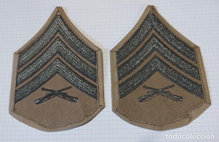 Militaria: Pareja de distintivos de brazo - Foto 2