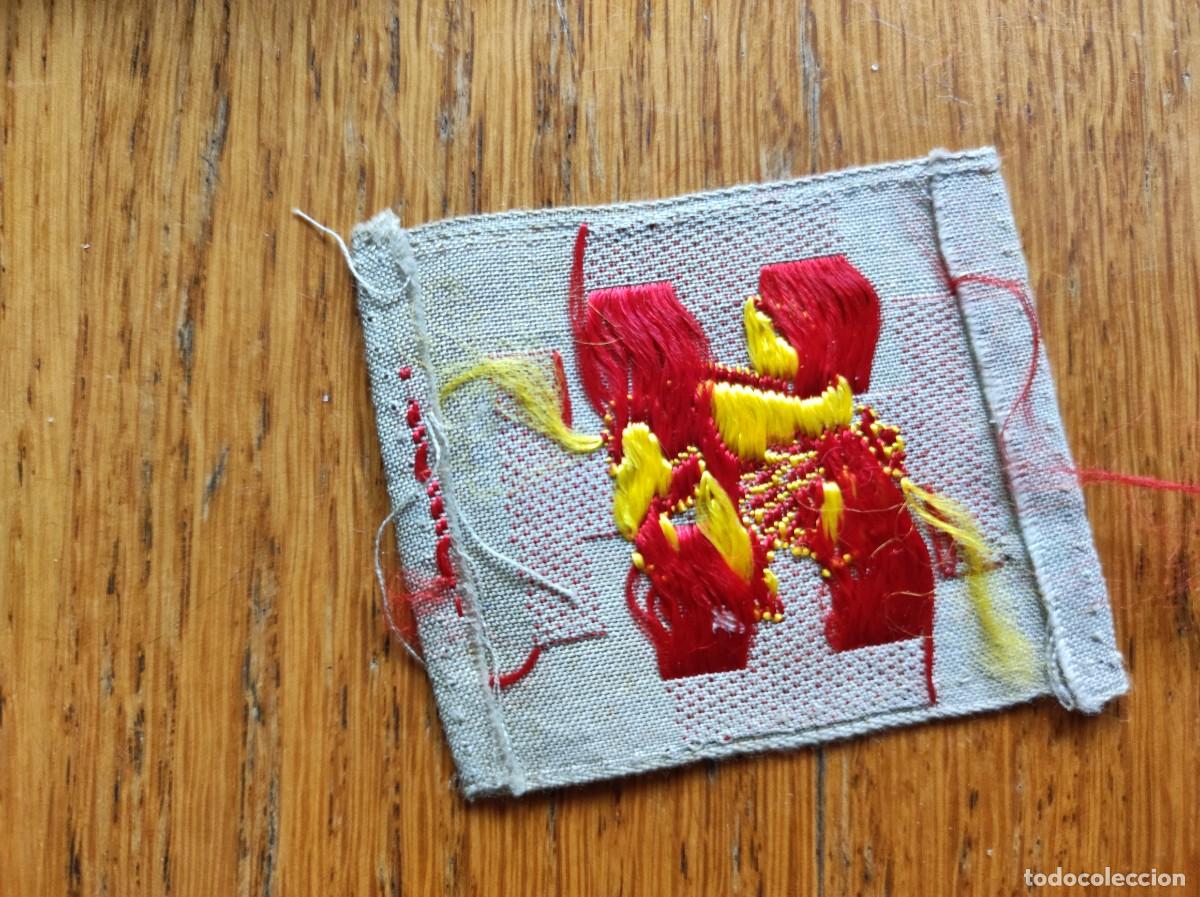 Militaria: ANTIGUO ESCUDO DE LA OJE - Foto 2