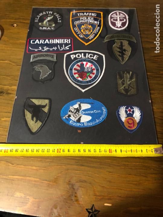 Military Antiques: &iexcl;&iexcl;&iexcl; CUADRO CON PARCHES MILITARES Y DE LA POLICIA !!!