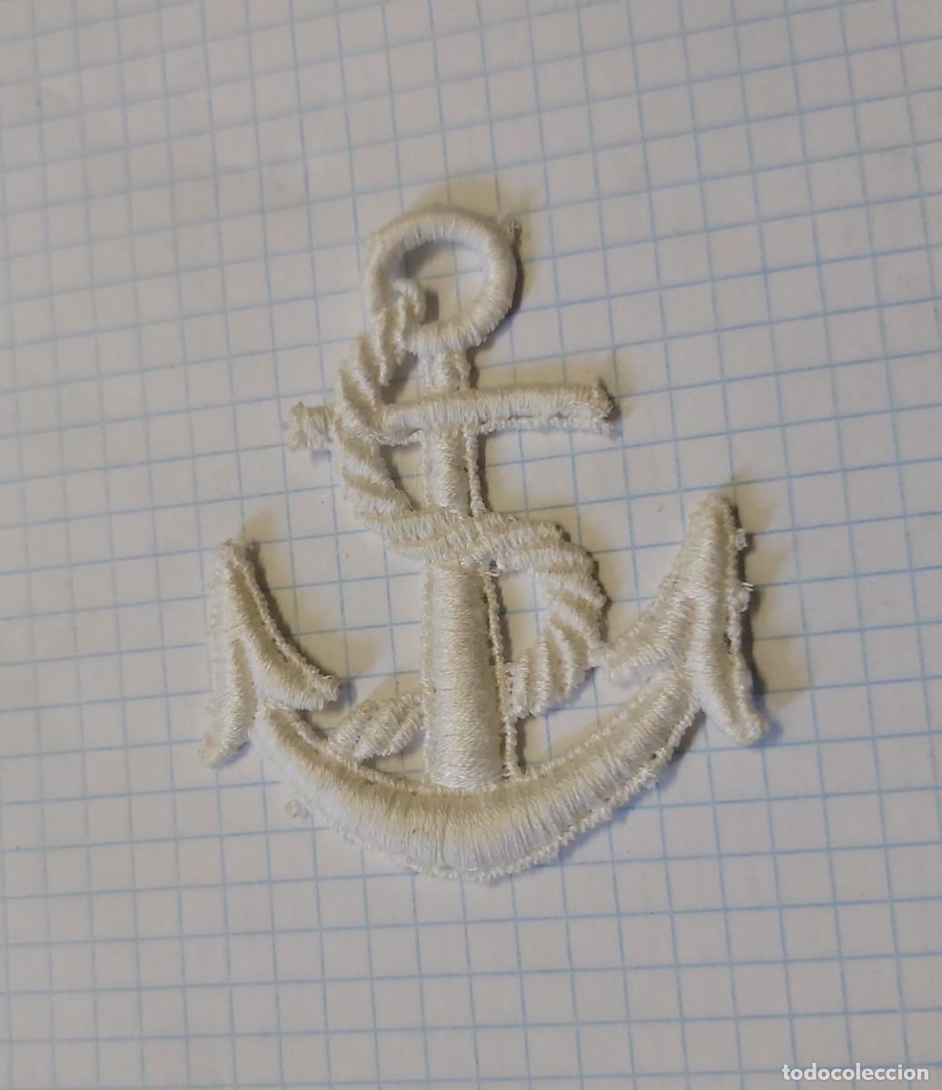 Militaria: Ancla bordada de 5,5 cms - Foto 1