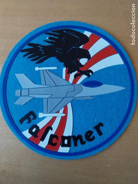 Militaria: FALCONER EJERCITO AIRE ALA PARCHE TELA CAUCHO MILITAR APRX 11 CM