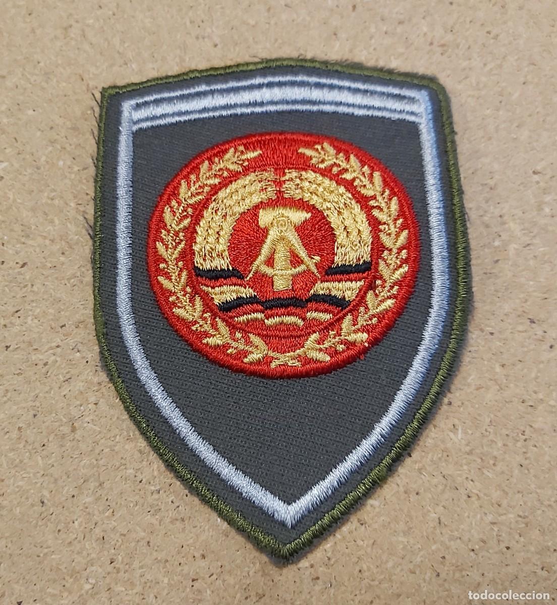 Militaria: Parche de brazo RDA - Foto 1