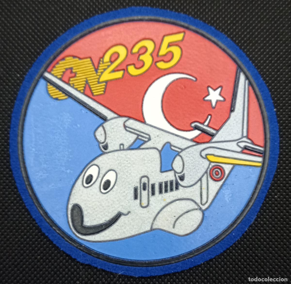 Militaria: Parche del Ej&eacute;rcito del Aire Escuadr&oacute;n 235 - Foto 1
