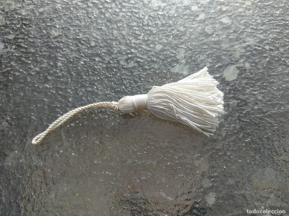 Militaria: Borla blanca de gorrillo - Foto 1