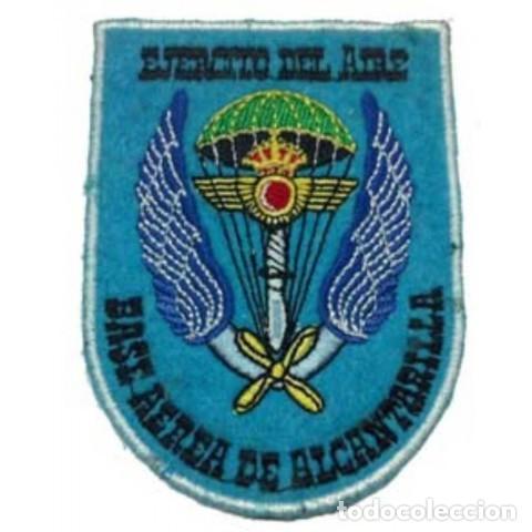 Militaria: Parche Base A&eacute;rea de Alcantarilla Escuela Paracaidista. Escudo bordado