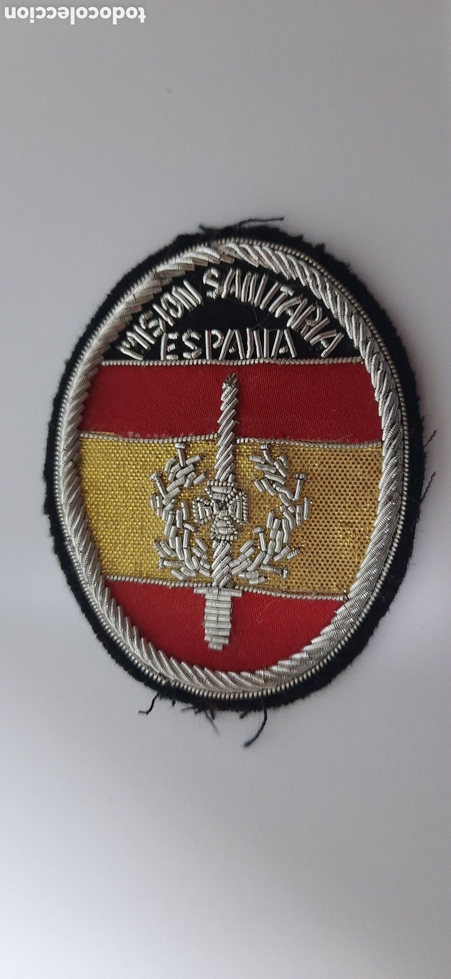 Militaria: parche misi&oacute;n sanitaria vietnam bordado a mano en canutillo plata