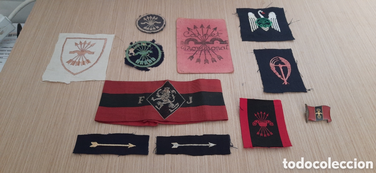 Militaria: Parches de tela de falange espa&ntilde;ola y las J.O.N.S