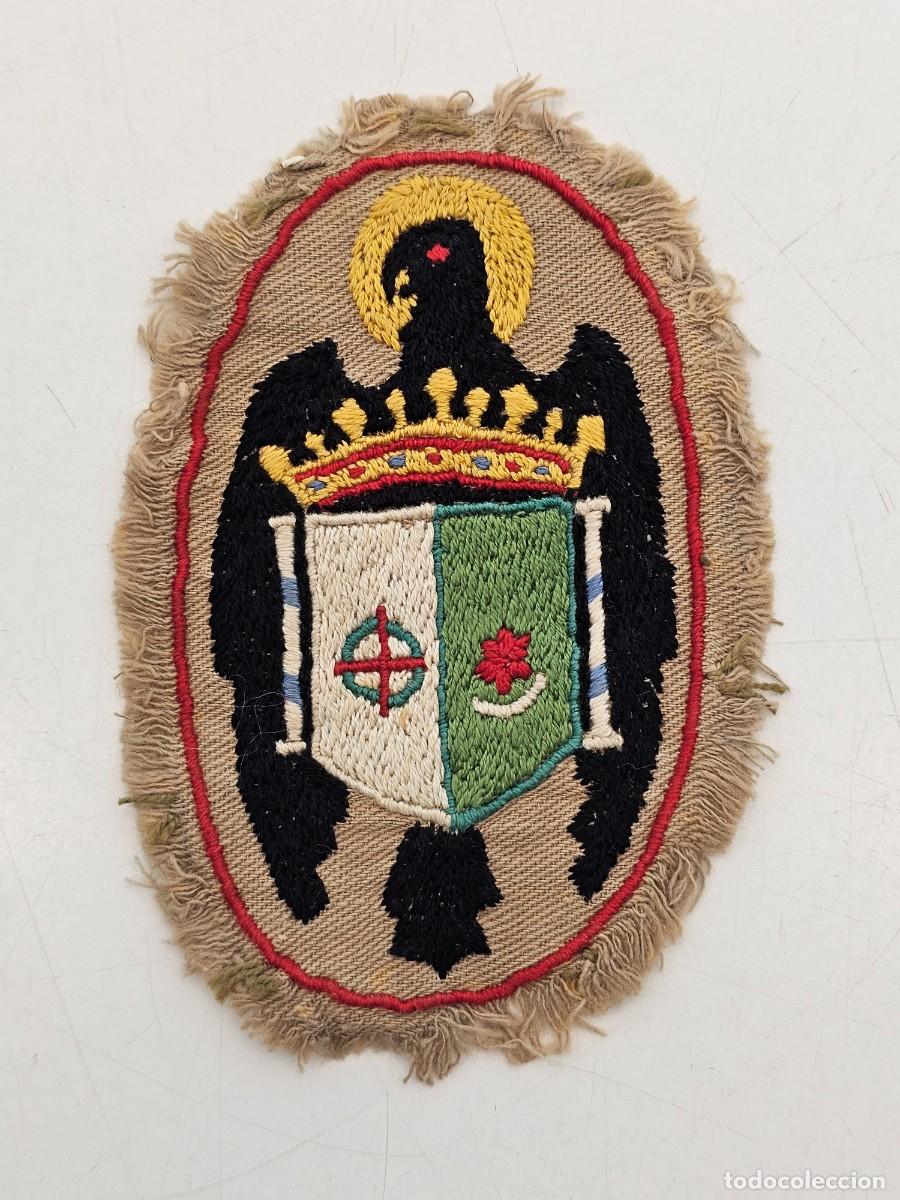 Militaria: PARCHE TELA BORDADA MILITAR ANTIGUA, (DESCONOCEMOS ESCUDO), (8,5X5,5)