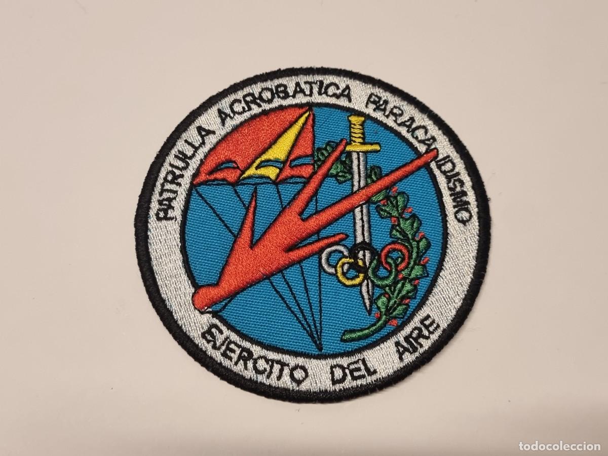 Militaria: Parche militar Patrulla Acrob&aacute;tica Paracaidista del Ej&eacute;rcito del Aire