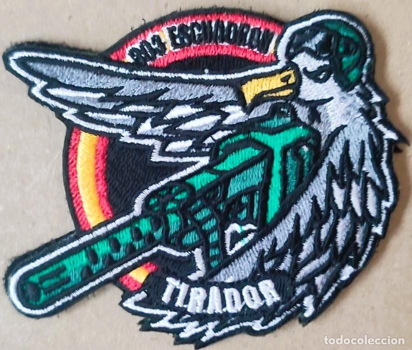 Militaria: PARCHE DEL EJ&Eacute;RCITO DEL AIRE. 803 ESCUADR&Oacute;N. TIRADOR