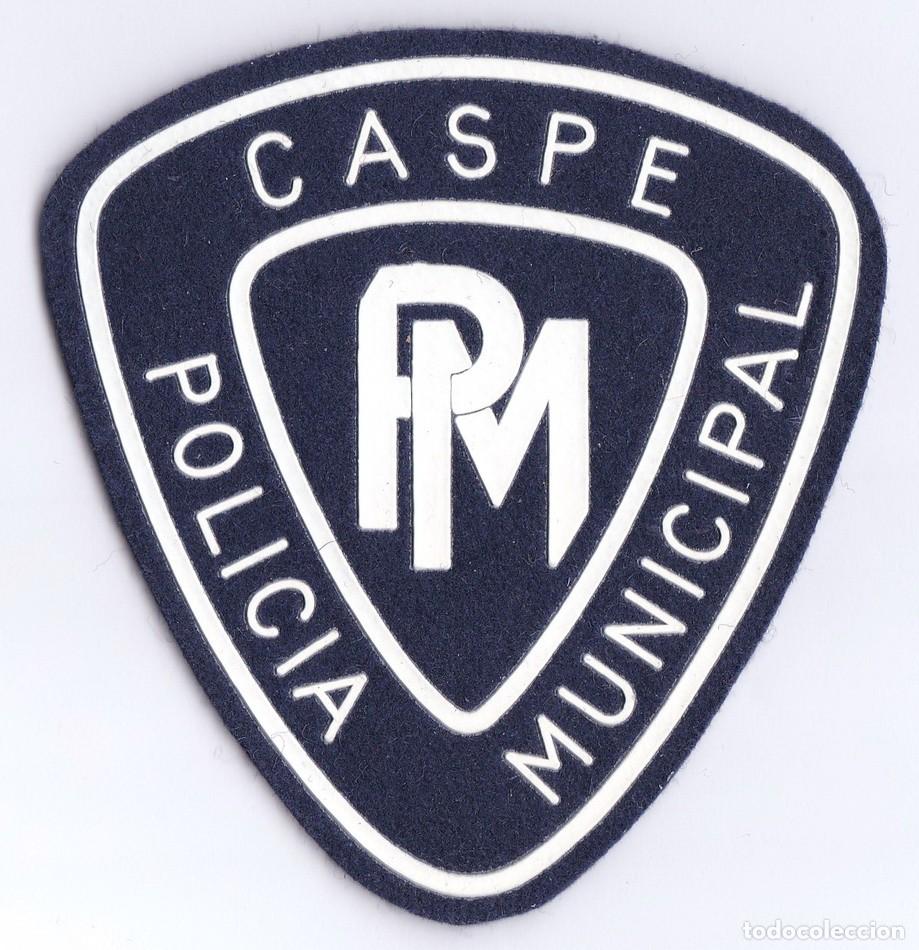 Militaria: ANTIGUO PARCHE DE POLICIA MUNICIPAL DE CASPE.