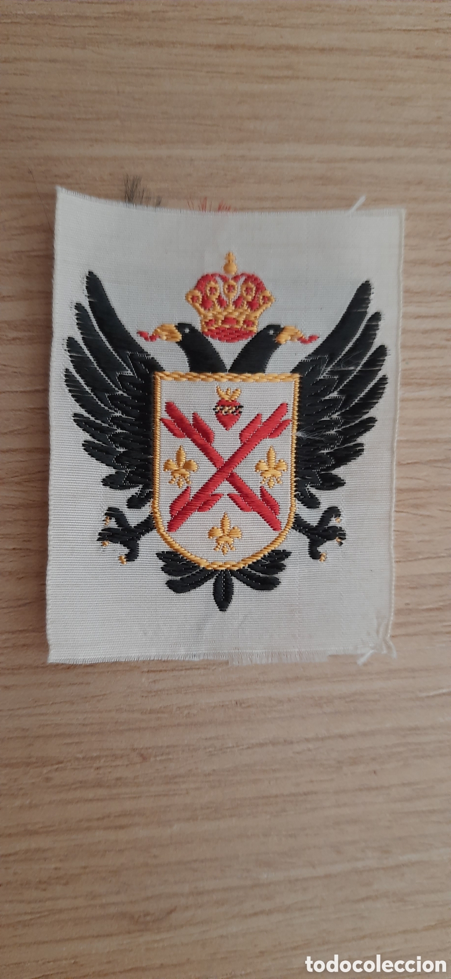 Militaria: Parche de tela carlista requete
