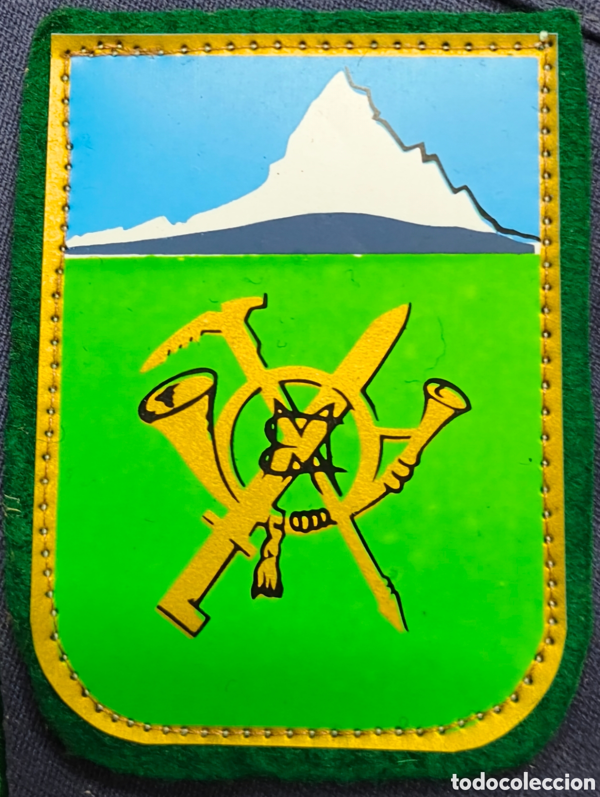 Militaria: PARCHE EMBLEMA ESCUELA MILITAR DE MONTA&Ntilde;A A&Ntilde;OS 70/80.