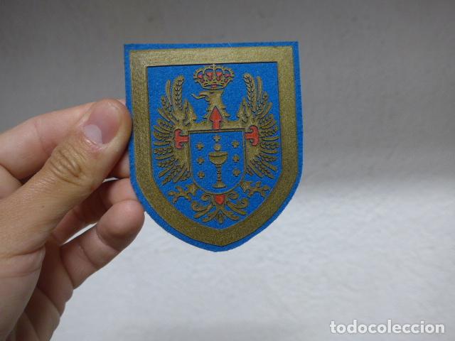 Militaria: Antiguo parche de Capitania general de la VIII Region militar, original.