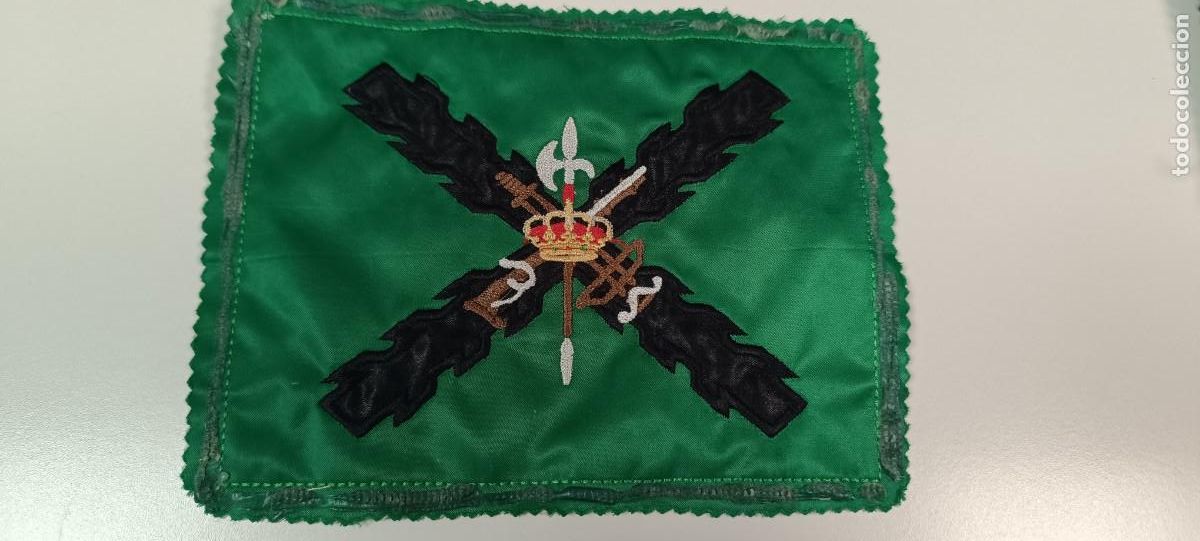 Militaria: PEQUE&Ntilde;O ESTANDARTE DE LA LEGI&Oacute;N BORDADO
