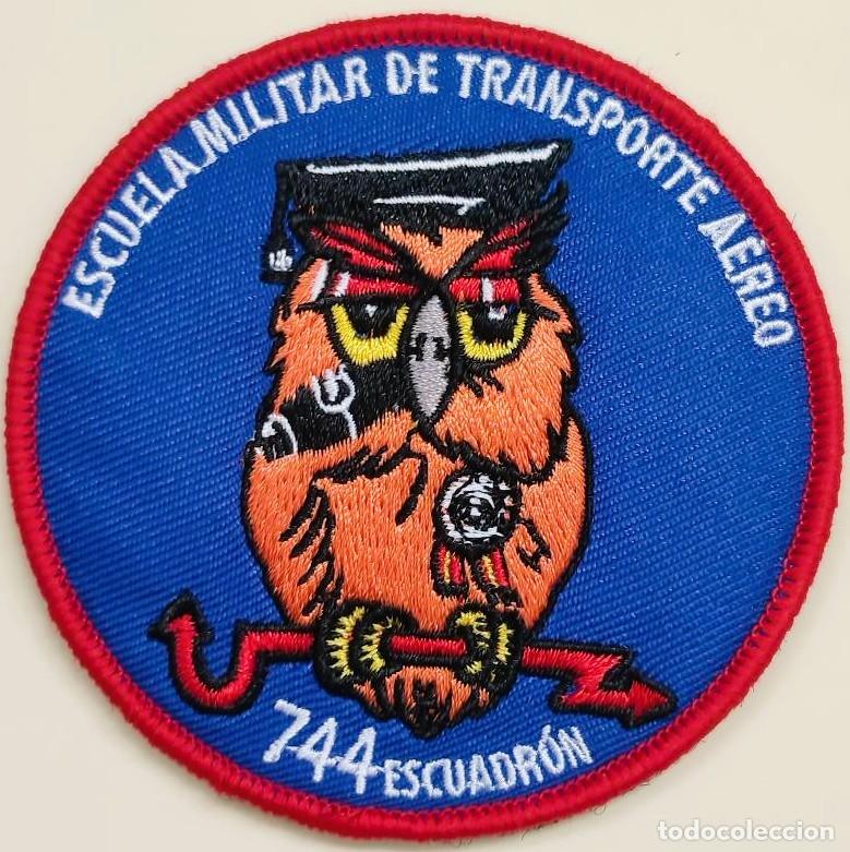 Militaria: PARCHE DEL EJ&Eacute;RCITO DEL AIRE. 744 ESCUADR&Oacute;N. BASE A&Eacute;REA DE MATAC&Aacute;N.