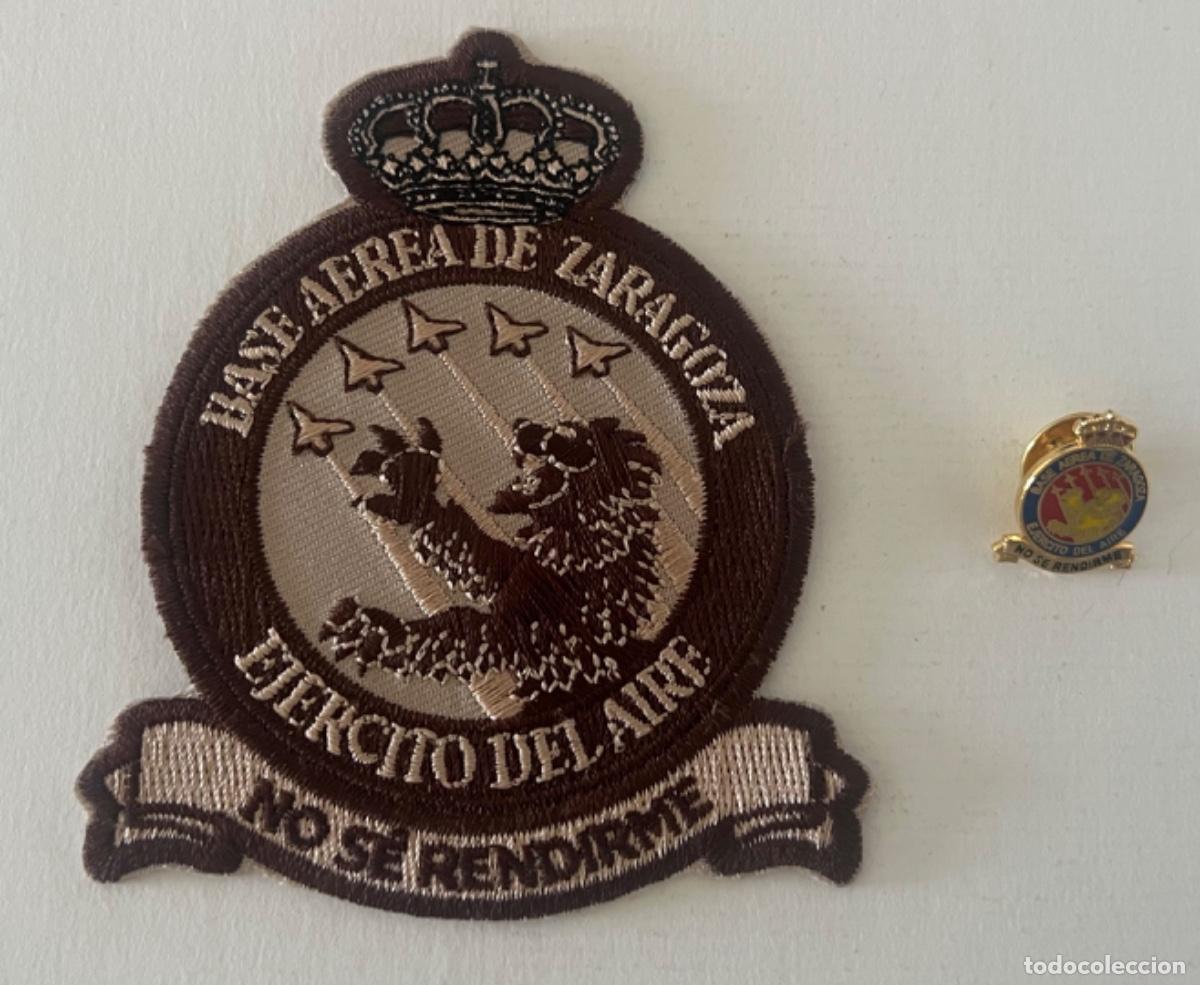 Militaria: Parche y pin de EJERCITO DEL AIRE BASE A&Eacute;REA DE ZARAGOZA