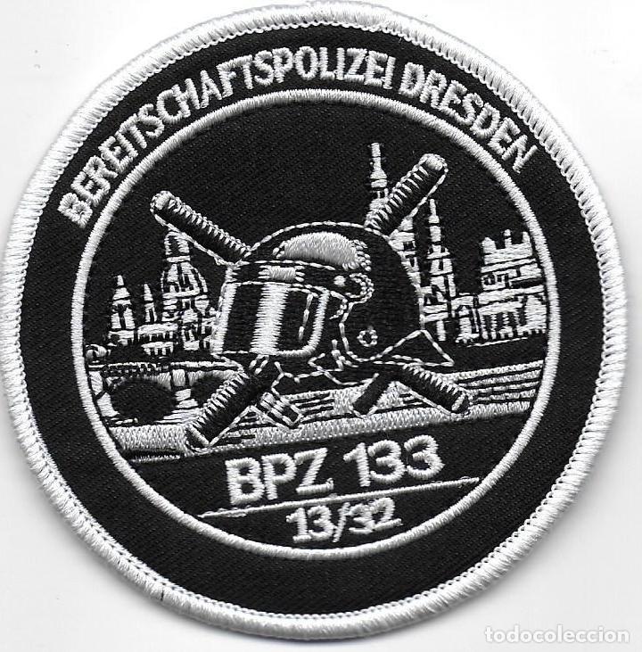 Militaria: parche POLICIA ALEMANIA DRESDEN