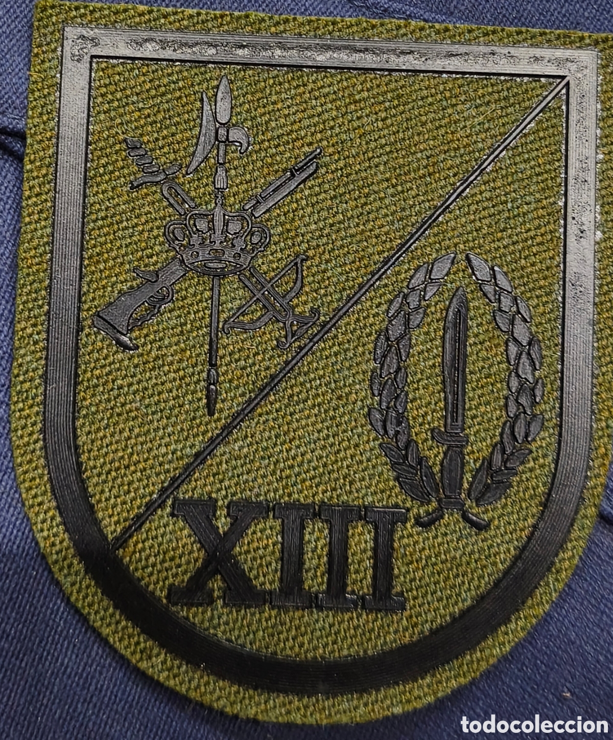 Militaria: PARCHE EMBLEMA DE BRAZO EN SARGA CAQUI BLEG XIII