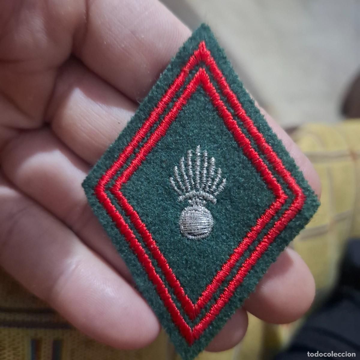 Militaria: Tombo insignia brigada de Infanter&iacute;a de Marina o Brigada Mecanizada) para suboficial.