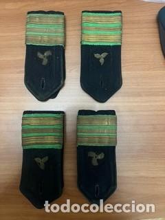 Militaria: 3 pares de hombreras (palas) de uniforme militar de gala armada Espa&ntilde;ola. A&ntilde;o 50