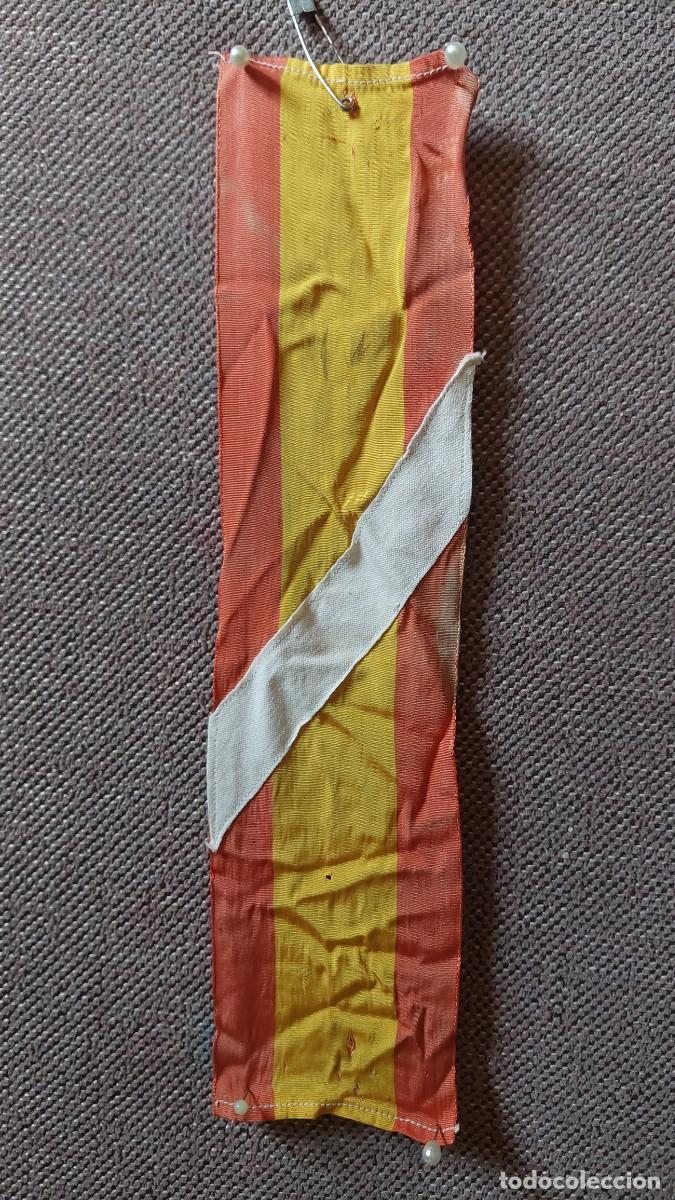 Militaria: Brazalete fascista d&iacute;a de la victoria guerra civil