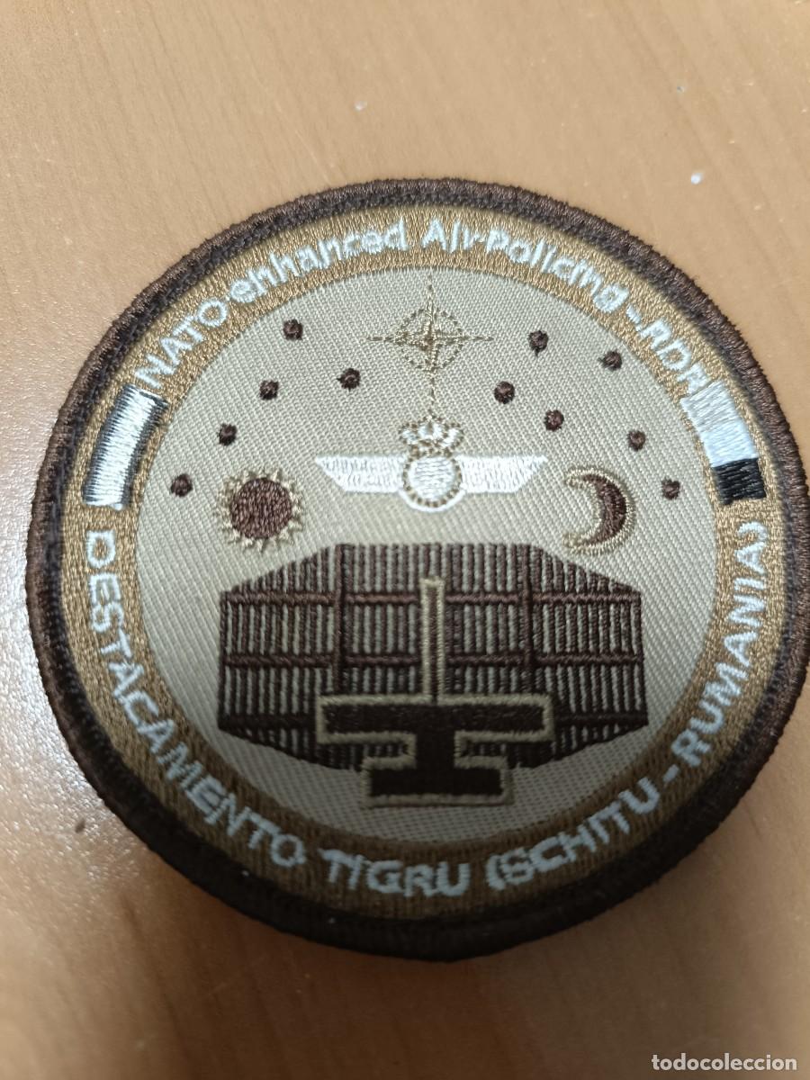 Militaria: ESCUDO DE BRAZO DE LA AVIACION PARA LA OTAN, DESTACAMENTO TIGRU RUMANIA,