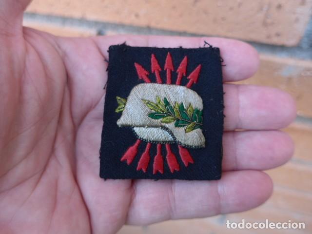 Militaria: PARCHE DE TELA BORDADO EXCOMBATIENTE - DIVISI&Oacute;N AZUL - GUERRA CIVIL - FALANGE