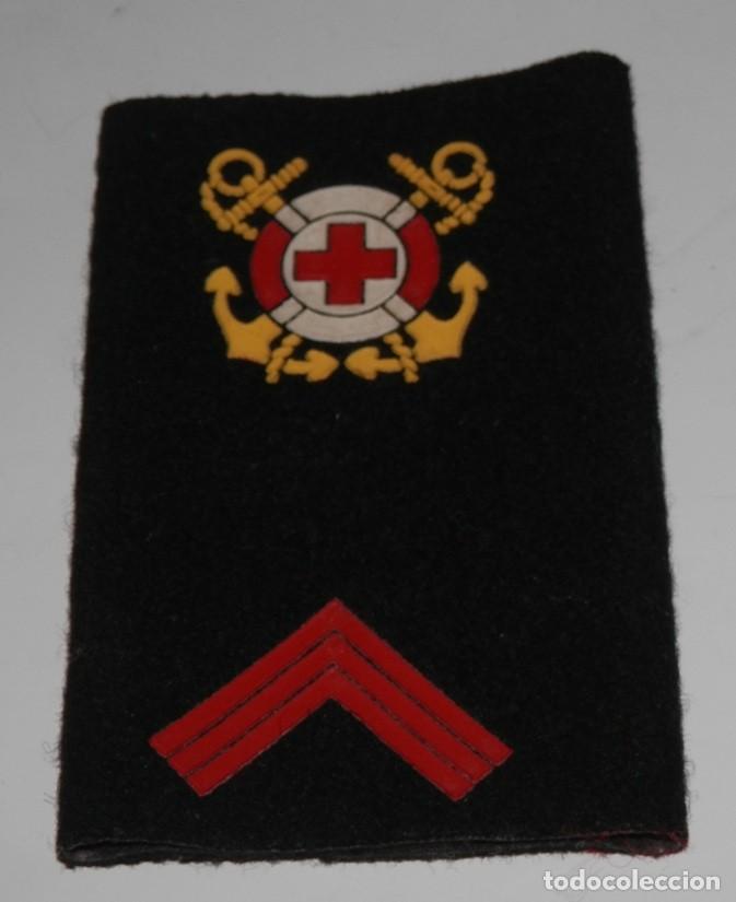 Militaria: UMBRERA DE LA CRUZ ROJA DEL MAR