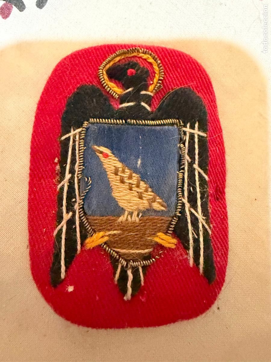 Militaria: Parche de &aacute;guila a identificar