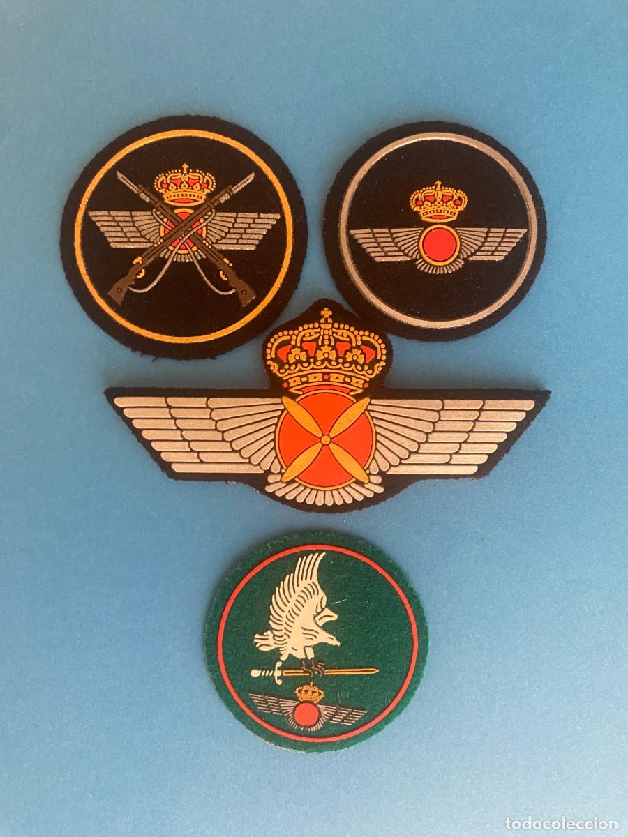 Militaria: Lote antiguas galletas de aviaci&oacute;n y roquisqui.