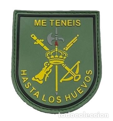 Militaria: ESCARAPELA ME TEN&Eacute;IS HASTA LOS HUEVOS