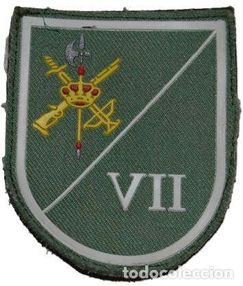 Militaria: PARCHE DE TELA UNIFORME DE SARGA LEGION VII BANDERA