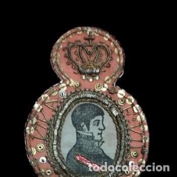 Military Antiques: PARCHE DE TELA - RELICARIO CON EL RETRATO DE FERNANADO VII REY DE ESPA&Ntilde;A - PIEZA DE MUSEO