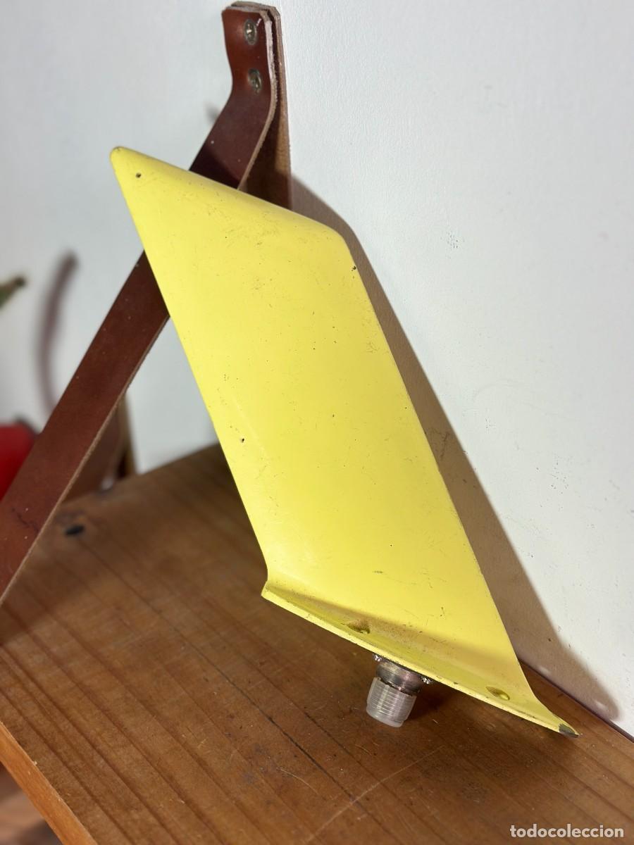 Militaria: Antena Aeron&aacute;utica Nord Aviation AS 30 Type 22P &ndash; Pieza Vintage de Aviaci&oacute;n