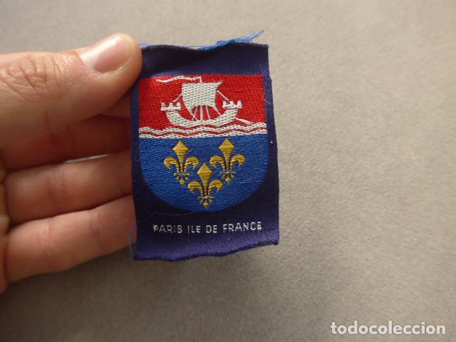Militaria: Antiguo parche original de los Boy Scouts de Paris ile de France, Francia