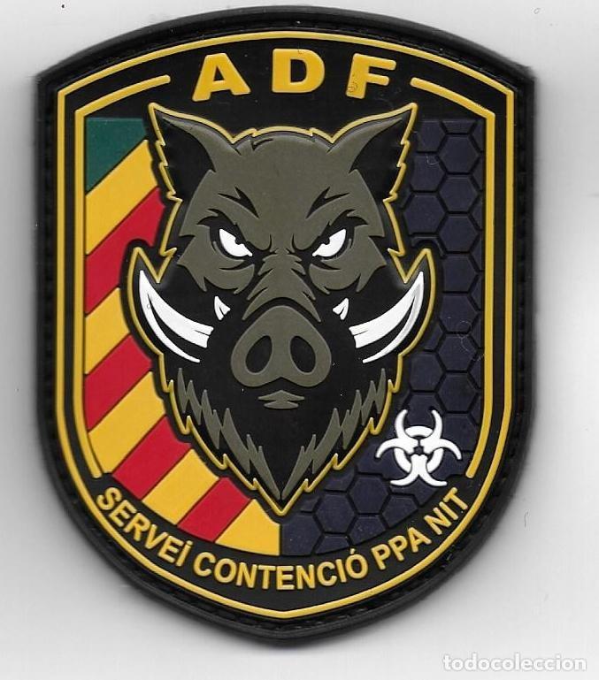 Militaria: parche Agrupacions de Defensa Forestal control peste porcina grupo noche