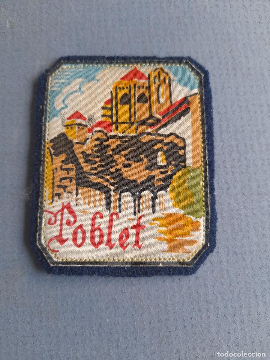 Militaria: Parche de tela poblet, 6x4.5cm aprox