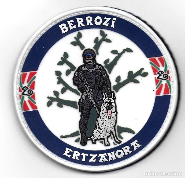 Militaria: insignia POLICIA ERTZAINTZA BERROZI K9