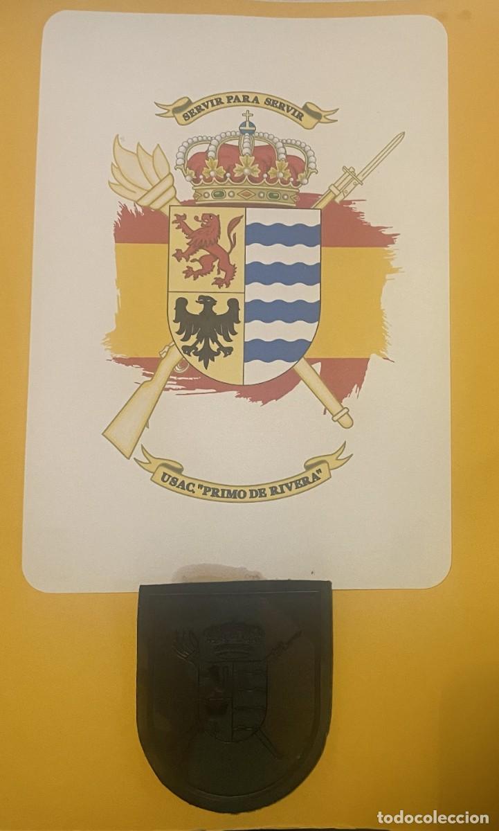 Militaria: Parrche USAC Primo de Rivera Brigada Paracaidista + Postal de la misma