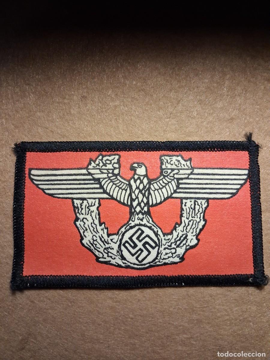 Militaria: PARCHE EN TELA, PARA COSER AGUILA IMPERIAL CON ESV&Aacute;STICA.