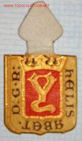 Militaria: Cartoncito de Auxilio Social.